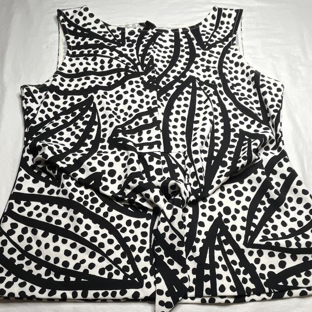 Ann Taylor Black &White Blouse With Front Tie Size M
